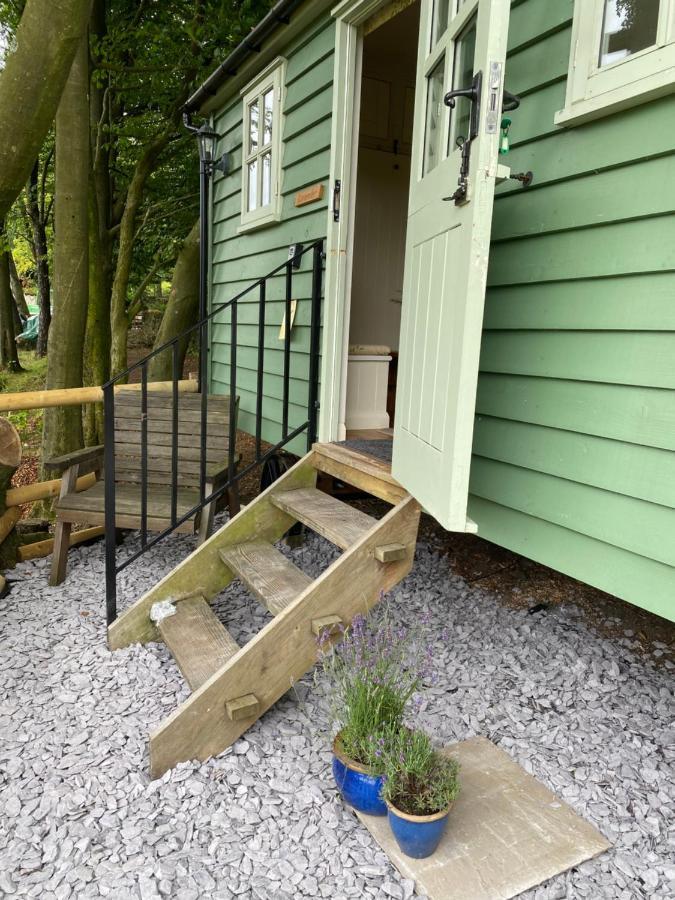 Hostal Lavender Retreat With Private Hot Tub Upper Hulme Exterior foto