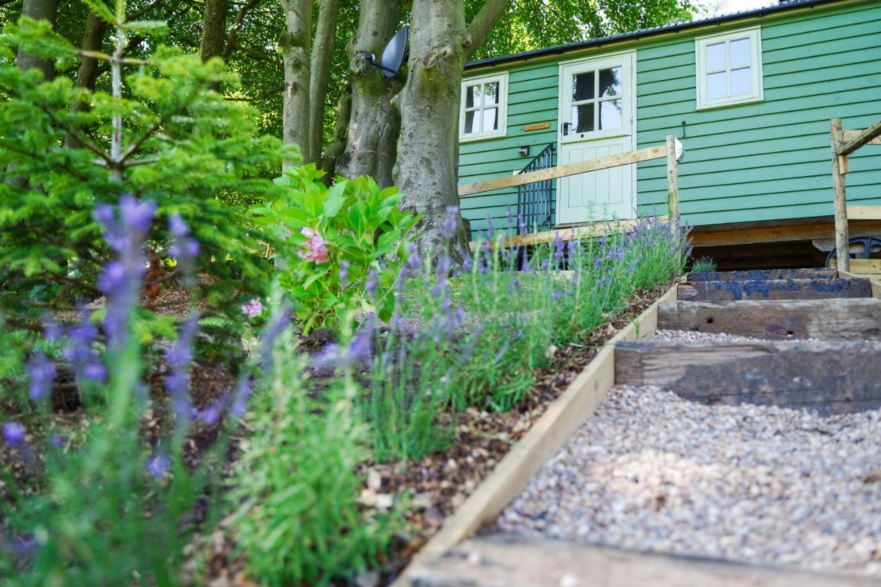 Hostal Lavender Retreat With Private Hot Tub Upper Hulme Exterior foto